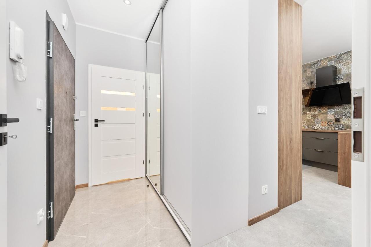 Browary Wroclawskie Apartments With Free Garage By Noclegi Renters المظهر الخارجي الصورة