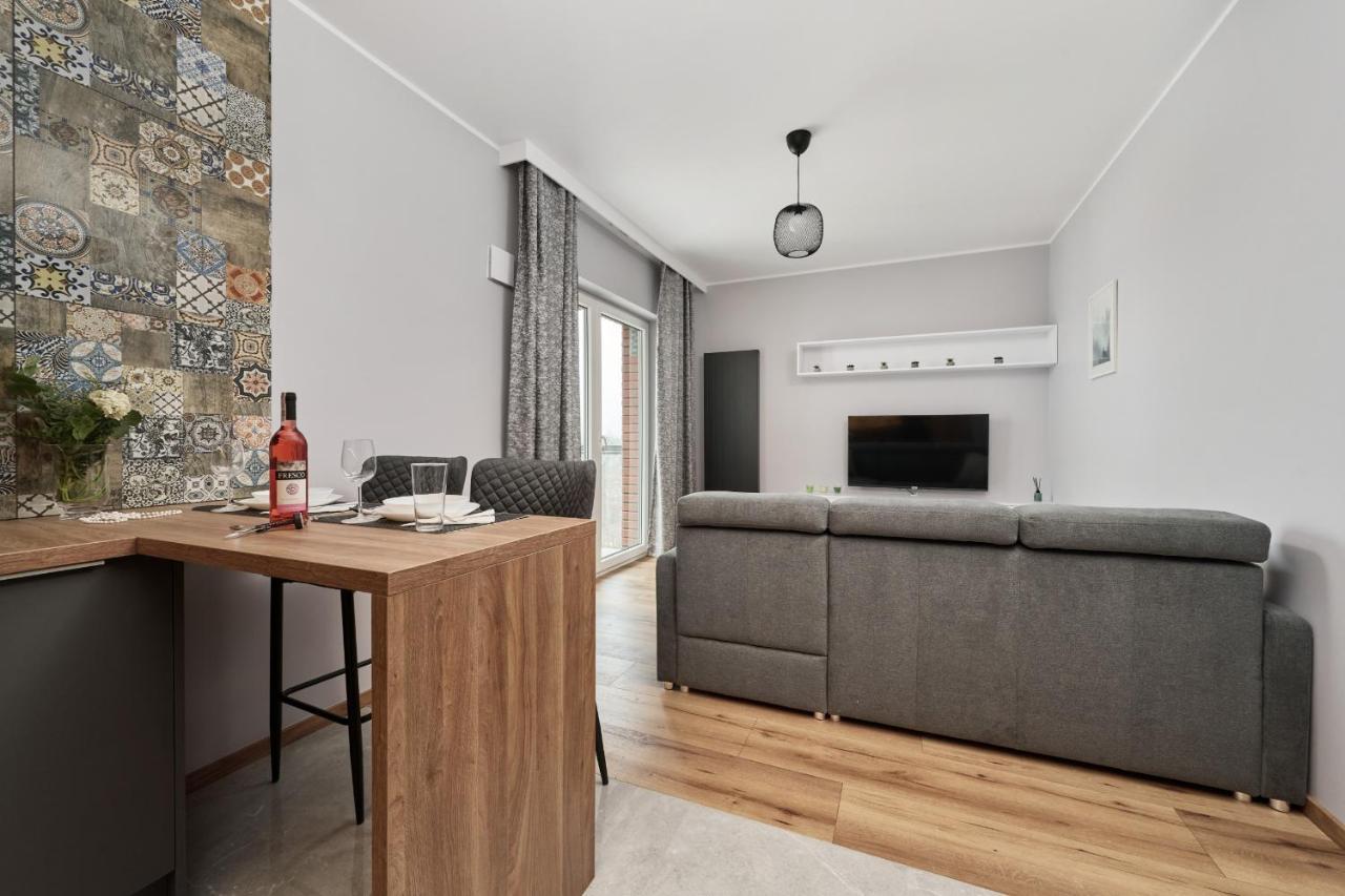 Browary Wroclawskie Apartments With Free Garage By Noclegi Renters المظهر الخارجي الصورة