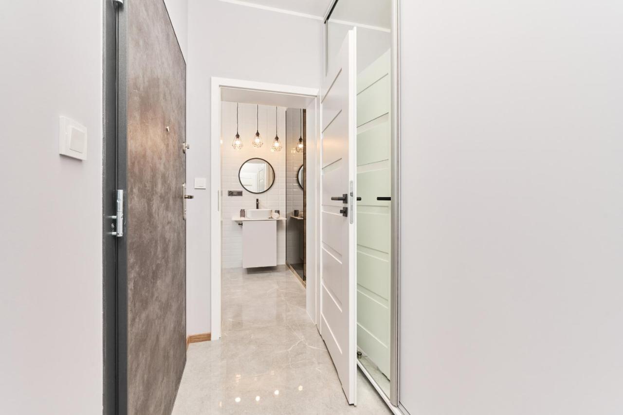 Browary Wroclawskie Apartments With Free Garage By Noclegi Renters المظهر الخارجي الصورة